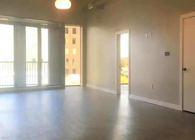 Property at 157 S Kalamazoo Mall Unit 407, Kalamazoo, MI, 49007, 2 beds, 2 baths, [object Object]