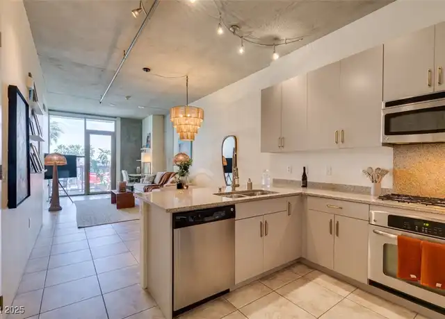 Property at 353 E Bonneville Ave #343, Las Vegas, NV, 89101, 1 bed, 1 bath, [object Object]