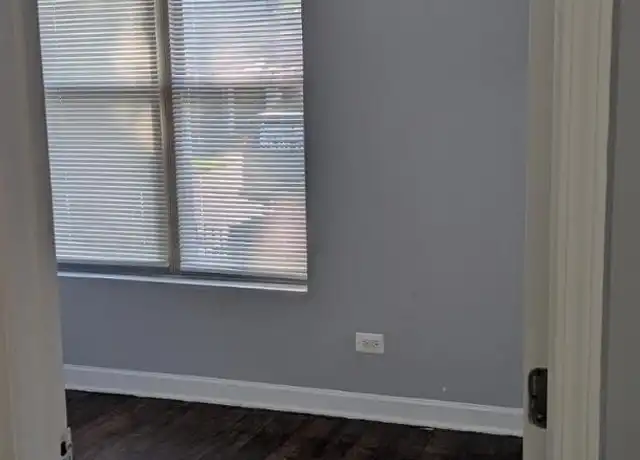 Property at 6401 S Saint Lawrence Ave, Chicago, IL, 60637, 3 beds, 1 bath, [object Object]