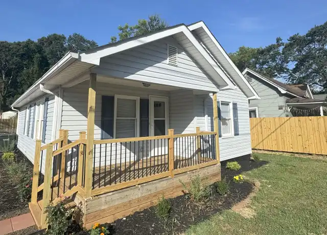Property at 204 Cannon Ave, Greer, SC, 29651, 2 beds, 1 bath, [object Object]