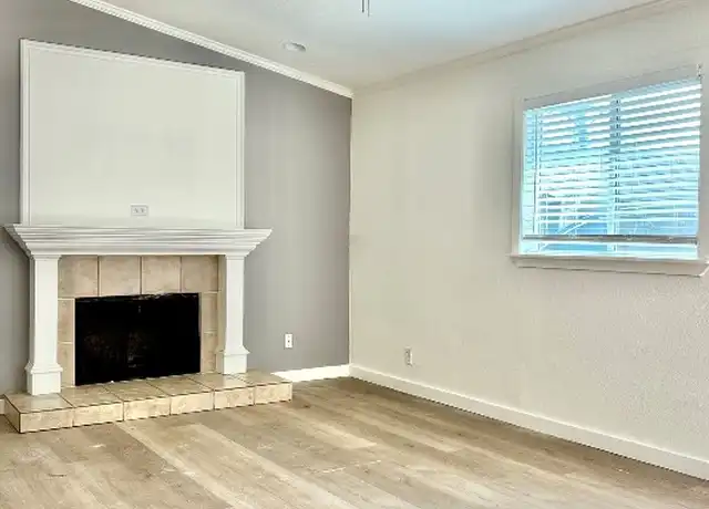 Property at 1702 Royal Hill Dr Unit A, Austin, TX, 78741, 2 beds, 1 bath, [object Object]