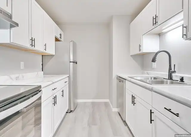 Property at The Edge Community - 100 W. Walnut St. - 100 W Walnut St, Green Bay, WI, 54303, 2 beds, 1-2 bath, [object Object]
