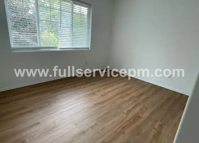 Property at 9491 S 196th Pl, Renton, WA, 98055, 4 beds, 2.5 baths, [object Object]