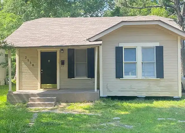 Property at 2530 Pierce St, Beaumont, TX, 77703, 2 beds, 1 bath, [object Object]