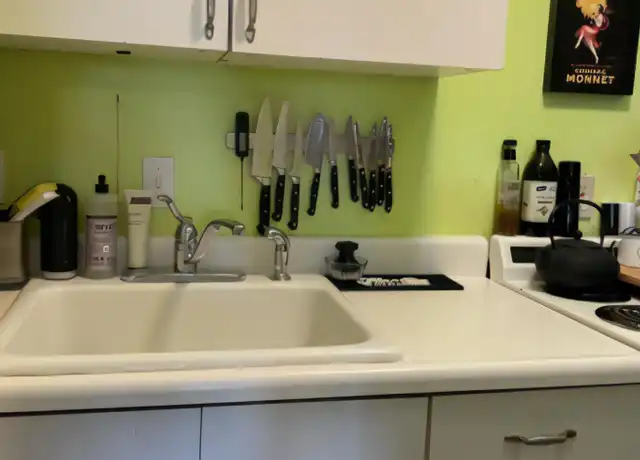 Property at 96 Washington Ave Unit 3, Waltham, MA, 02453, 1 bed, 1 bath, [object Object]