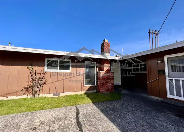 Property at 544 N 2nd St Unit 2, Coos Bay, OR, 97420, 2 beds, 1 bath, [object Object]