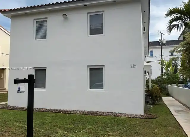 Property at 510 Santander Ave Unit 2, Coral Gables, FL, 33134, 2 beds, 1 bath, [object Object]