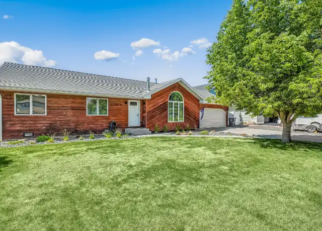 Property at 624 Park Garden Rd, Great Falls, MT, 59404, 3 beds, 2 baths, [object Object]