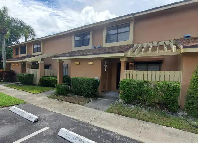 Property at 3629 Carambola Cir N Unit 3629, Coconut Creek, FL, 33066, 2 beds, 2.5 baths, [object Object]