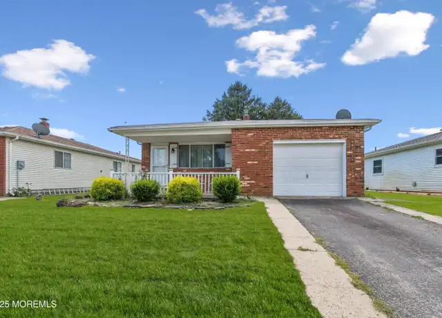 Property at 202 Bonaire Dr, Toms River, NJ, 08757, 2 beds, 2 baths, [object Object]