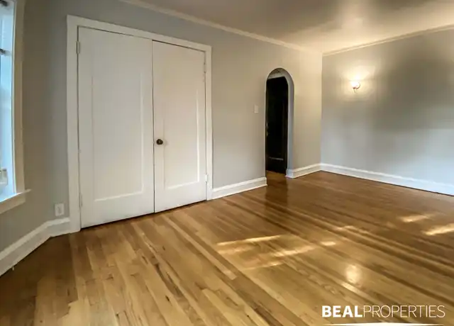 Property at 2106 W Ainslie St Unit S2, Chicago, IL, 60625, 1 bed, 1 bath, [object Object]