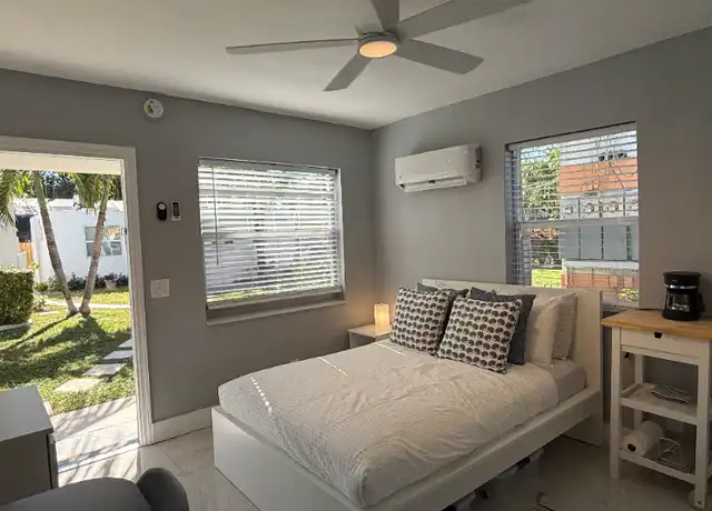 Property at 11050 Biscayne Blvd Unit 3, Miami, FL, 33161, 1 bed, 1 bath, [object Object]