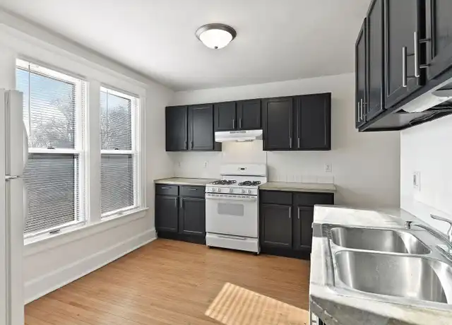 Property at 420 Oliver Ave N, Minneapolis, MN, 55405, 2 beds, 1 bath, [object Object]