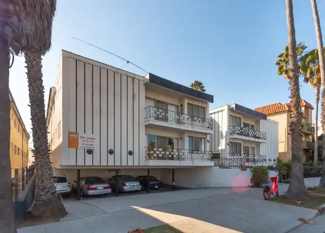 Property at 924 4th St, Santa Monica, CA, 90403, 2 beds, 2 baths, [object Object]