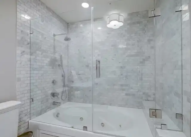 Property at 3333 Allen Pkwy Unit 8882, Houston, TX, 77019, 2 beds, 2 baths, [object Object]