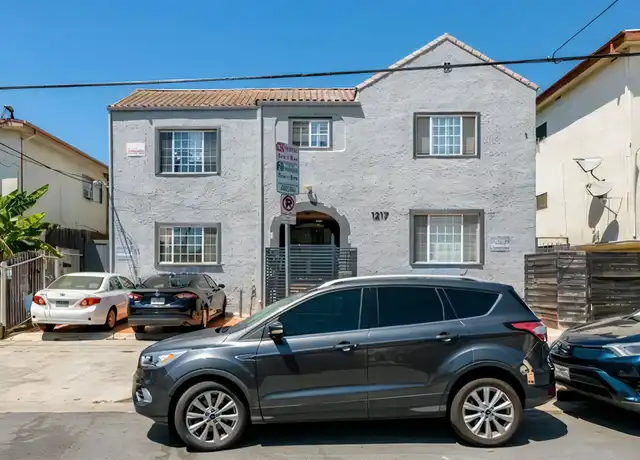 Property at 1217 N Berendo St Unit 27, Los Angeles, CA, 90029, 1 bed, 1 bath, [object Object]