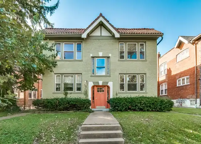 Property at 4622 Shenandoah Ave Unit 1W, St. Louis, MO, 63110, 2 beds, 1 bath, [object Object]