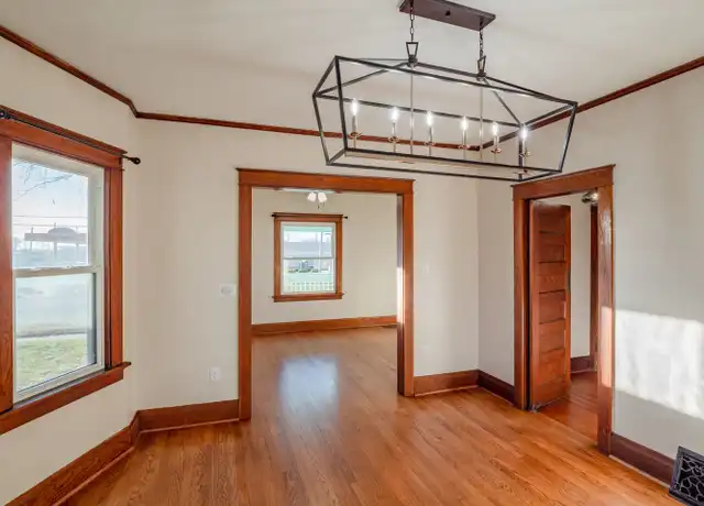 Property at 850 15th St SE, Cedar Rapids, IA, 52403, 3 beds, 1.5 baths, [object Object]