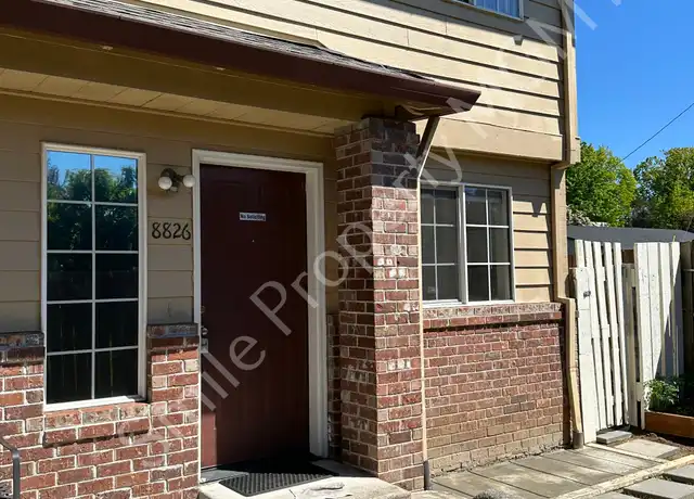 Property at 8826 SE Lafayette St Unit 1, Portland, OR, 97266, 2 beds, 1.5 baths, [object Object]