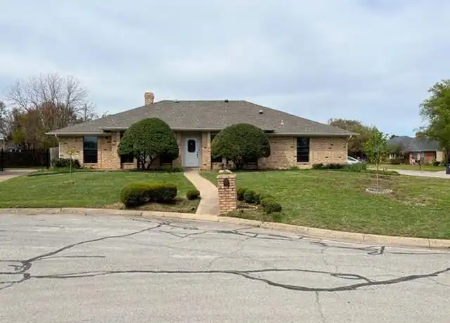 Property at 2226 Fall River Dr, Arlington, TX, 76006, 4 beds, 3 baths, [object Object]