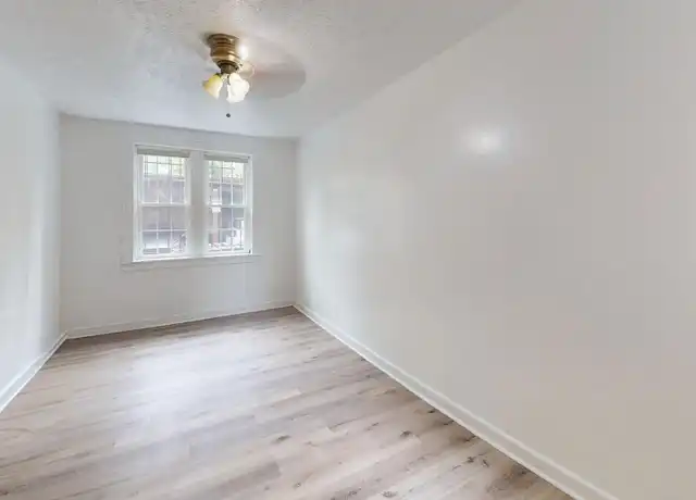 Property at 2666 N Moreland Blvd Unit 16, Cleveland, OH, 44120, 1 bed, 1 bath, [object Object]