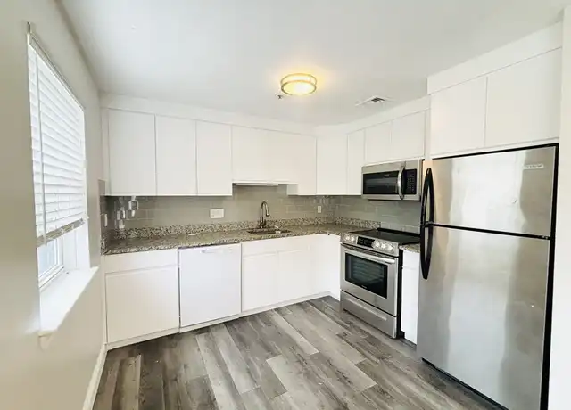 Property at 11 Langdon St Unit 201, Everett, MA, 02149, 3 beds, 2 baths, [object Object]