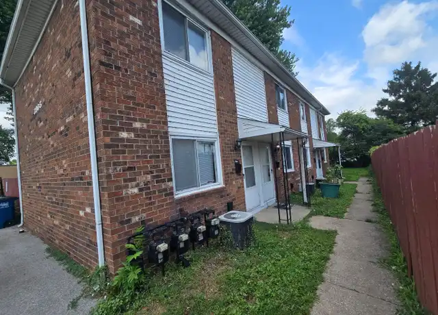 Property at 3105 131st St Unit 2, Toledo, OH, 43611, 2 beds, 1 bath, [object Object]