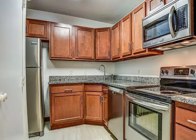 Property at Ribbon Mill Apartments - 150 Pine St, Manchester, CT, 06040, 1-2 bed, 1-3 bath, [object Object]