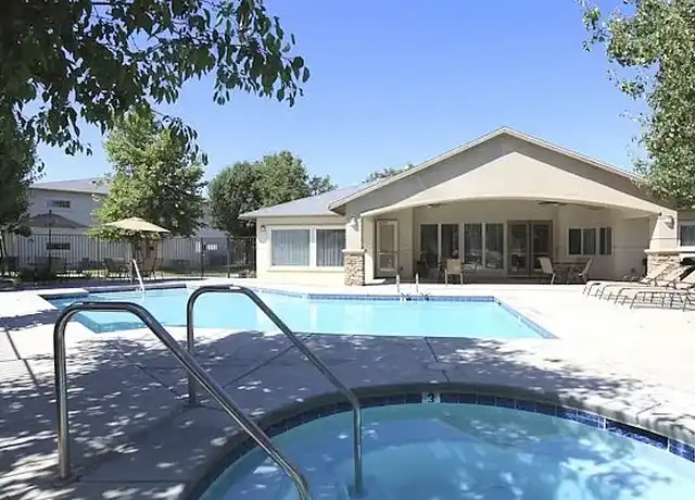 Property at Belcourt Apartments - 2600 Park Meadows Dr, Bakersfield, CA, 93308, 1 bed, 1 bath, [object Object]