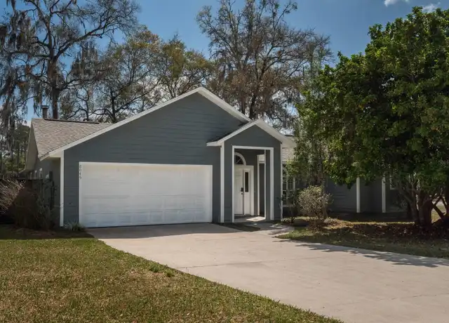 Property at 8047 SW 63rd Ln, Gainesville, FL, 32608, 4 beds, 2 baths, [object Object]