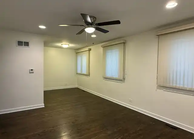 Property at 5222 N Olcott Ave, Chicago, IL, 60656, 3 beds, 2 baths, [object Object]