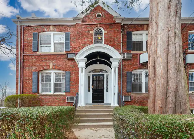 Property at 2500 41st St NW Unit 1, Washington, DC, 20007, 3 beds, 1 bath, [object Object]