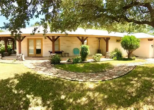 Property at 3209 Crosswind Dr, Spicewood, TX, 78669, 3 beds, 3 baths, [object Object]