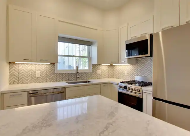 Property at 225 Duboce Ave Unit 1, San Francisco, CA, 94103, 2 beds, 1 bath, [object Object]