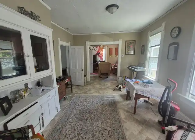Property at 2723 N Booth St Unit 25b, Milwaukee, WI, 53212, 2 beds, 1 bath, [object Object]