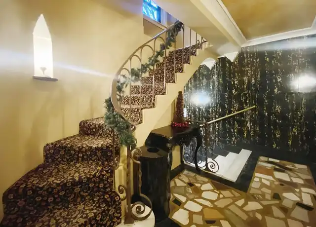 Property at Rousseau and Cezanne Apartments - 720 W 48th St, Kansas City, MO, 64112, 0 beds, 1 bath, [object Object]