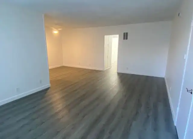 Property at 3956 Stevely Ave Unit 10, Los Angeles, CA, 90008, 2 beds, 2 baths, [object Object]