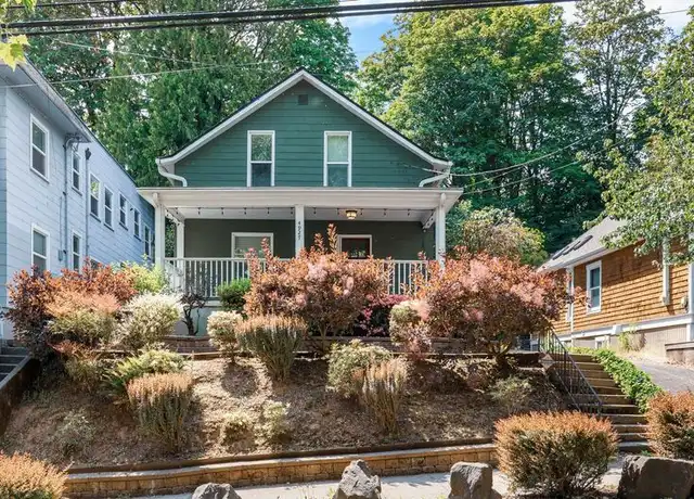 Property at 4927 S Corbett Ave, Portland, OR, 97239, 4 beds, 2 baths, [object Object]
