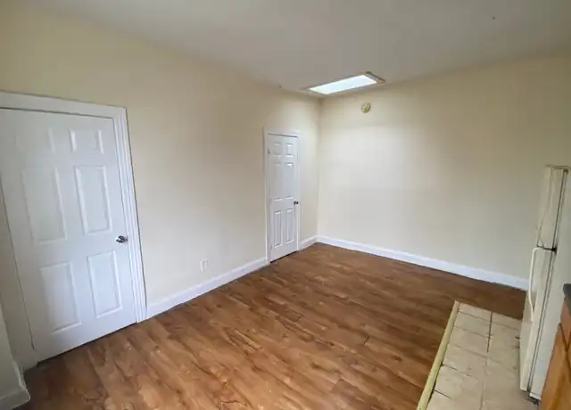 Property at 5900 Pine St Unit 2, Philadelphia, PA, 19143, 1 bed, 1 bath, [object Object]
