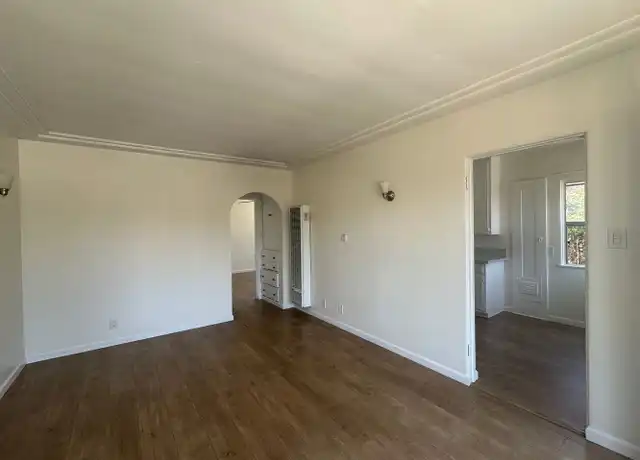 Property at 2069 W 52nd St Unit 2067, Los Angeles, CA, 90062, 1 bed, 1 bath, [object Object]
