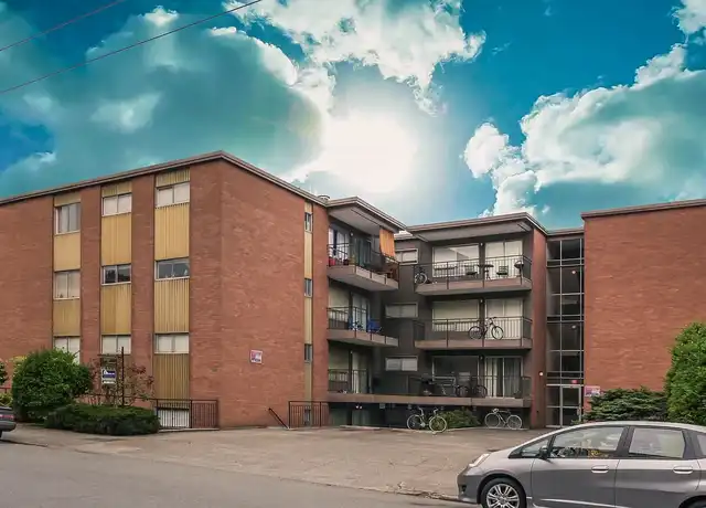 Property at The Lorelei - 501 Summit Ave E, Seattle, WA, 98102, 1 bed, 1 bath, [object Object]