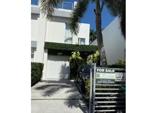 Property at 3037 Elizabeth St, Coconut Grove, FL, 33133, 3 beds, 3 baths, [object Object]