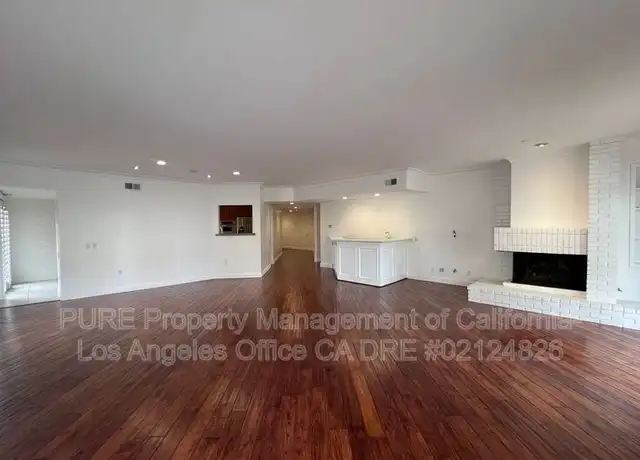 Property at 512 Esplanade #204, Redondo Beach, CA, 90277, 2 beds, 2 baths, [object Object]