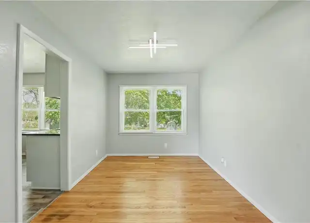 Property at 1111 N Indian Ln, Independence, MO, 64056, 2 beds, 1 bath, [object Object]