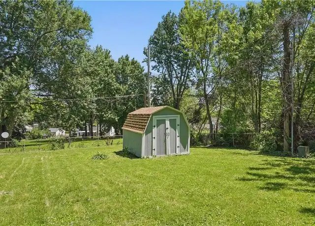 Property at 1111 N Indian Ln, Independence, MO, 64056, 2 beds, 1 bath, [object Object]