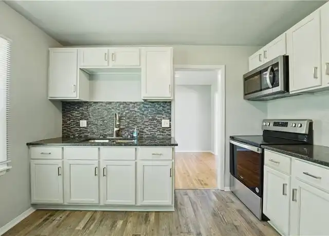 Property at 1111 N Indian Ln, Independence, MO, 64056, 2 beds, 1 bath, [object Object]