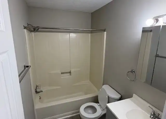 Property at 1422 N Chapel St Unit 4, Louisville, OH, 44641, 2 beds, 1 bath, [object Object]