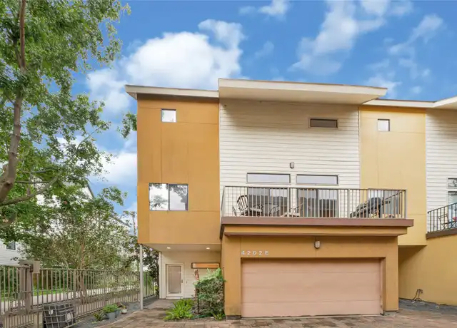 Property at 4202 Spencer St, Houston, TX, 77007, 2 beds, 2.5 baths, [object Object]