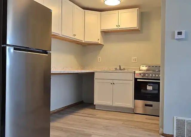 Property at Cleve-Royal Apartments - 3607 Cleveland Ave, Columbus, OH, 43224, 1 bed, 1 bath, [object Object]
