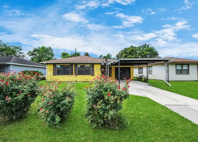 Property at 2404 Grape Ln, Pasadena, TX, 77502, 3 beds, 1 bath, [object Object]